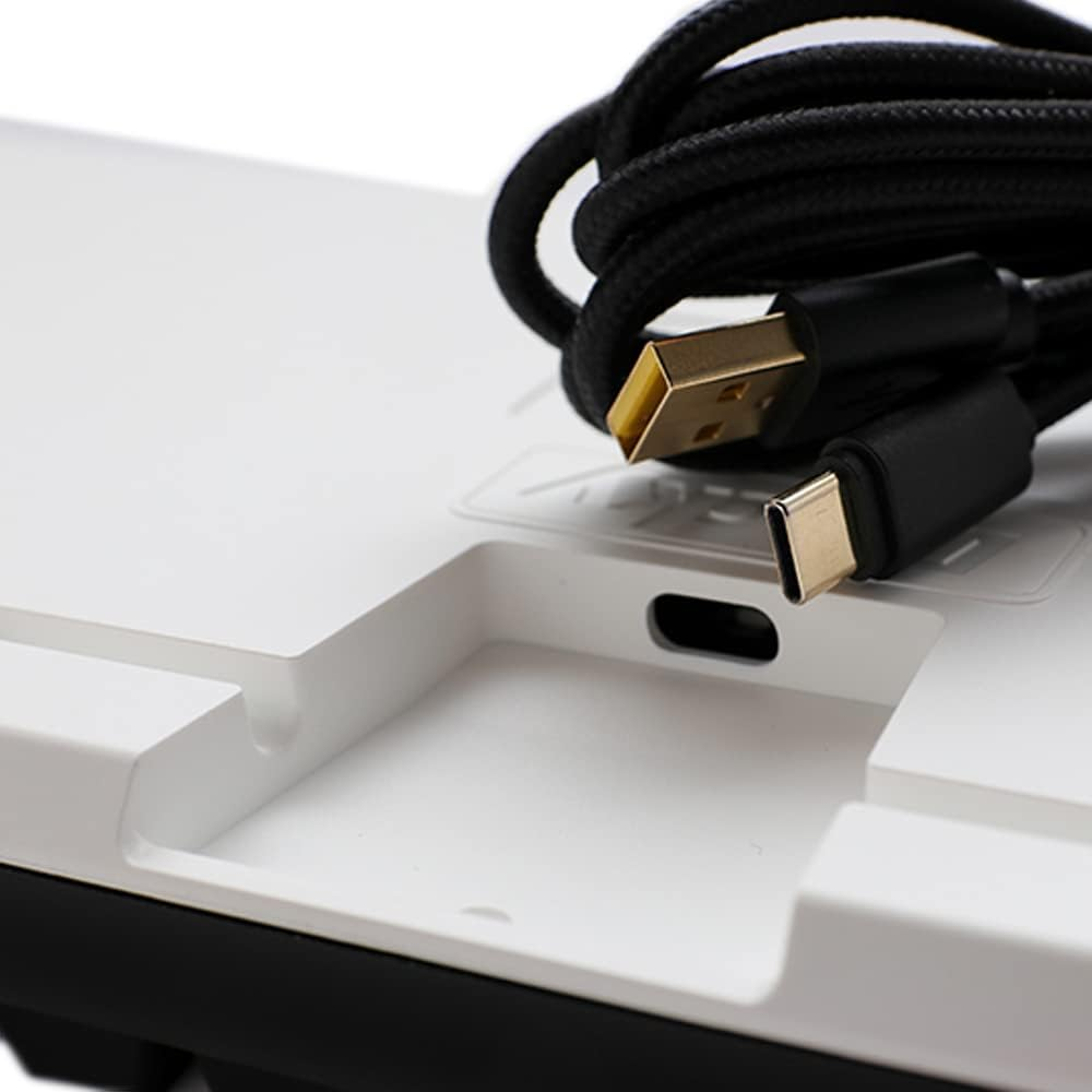 Ducky One 3 Classic Black/White TKL80% Red Switches KB Ducky One 3 Classic Black/White TKL80% Red Switches KB